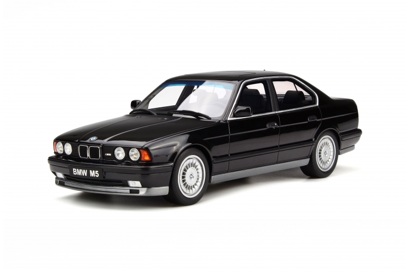 Кузовные запчасти BMW Е34 (88-95) , кузовной ремонт и покраска БМВ е34.