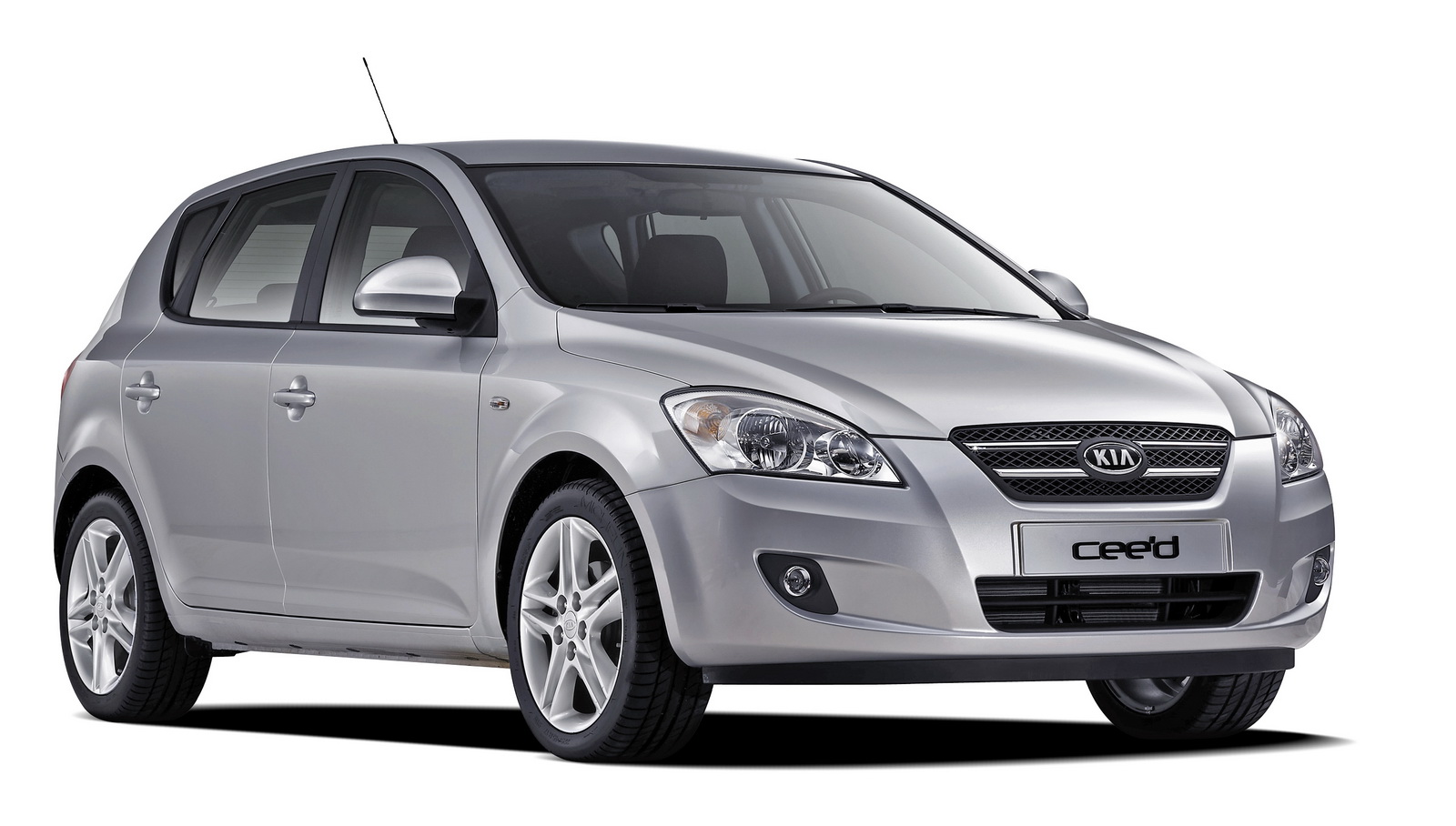 Кузовные запчасти Kia Ceed (07- / 10-) , кузовной ремонт и покраска Киа Сид.